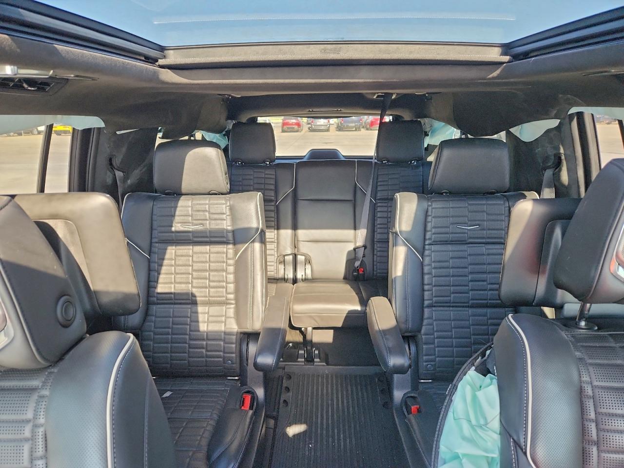 2021 CADILLAC ESCALADE ESV SPORT PLATINUM photo 10