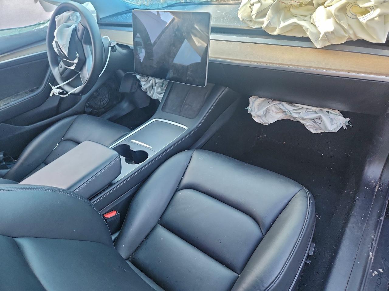 2022 TESLA MODEL 3 photo 8