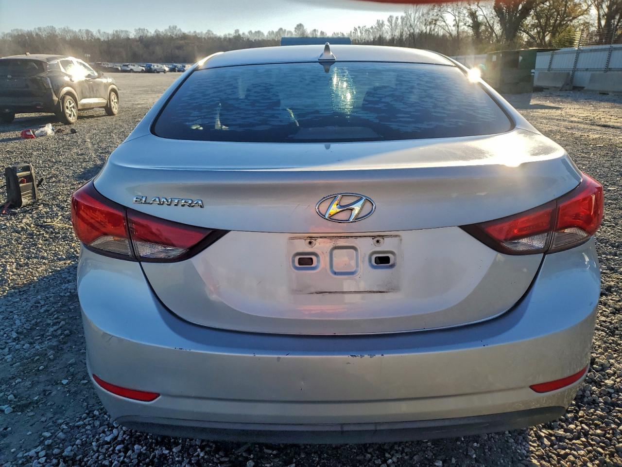2014 HYUNDAI ELANTRA SE photo 16