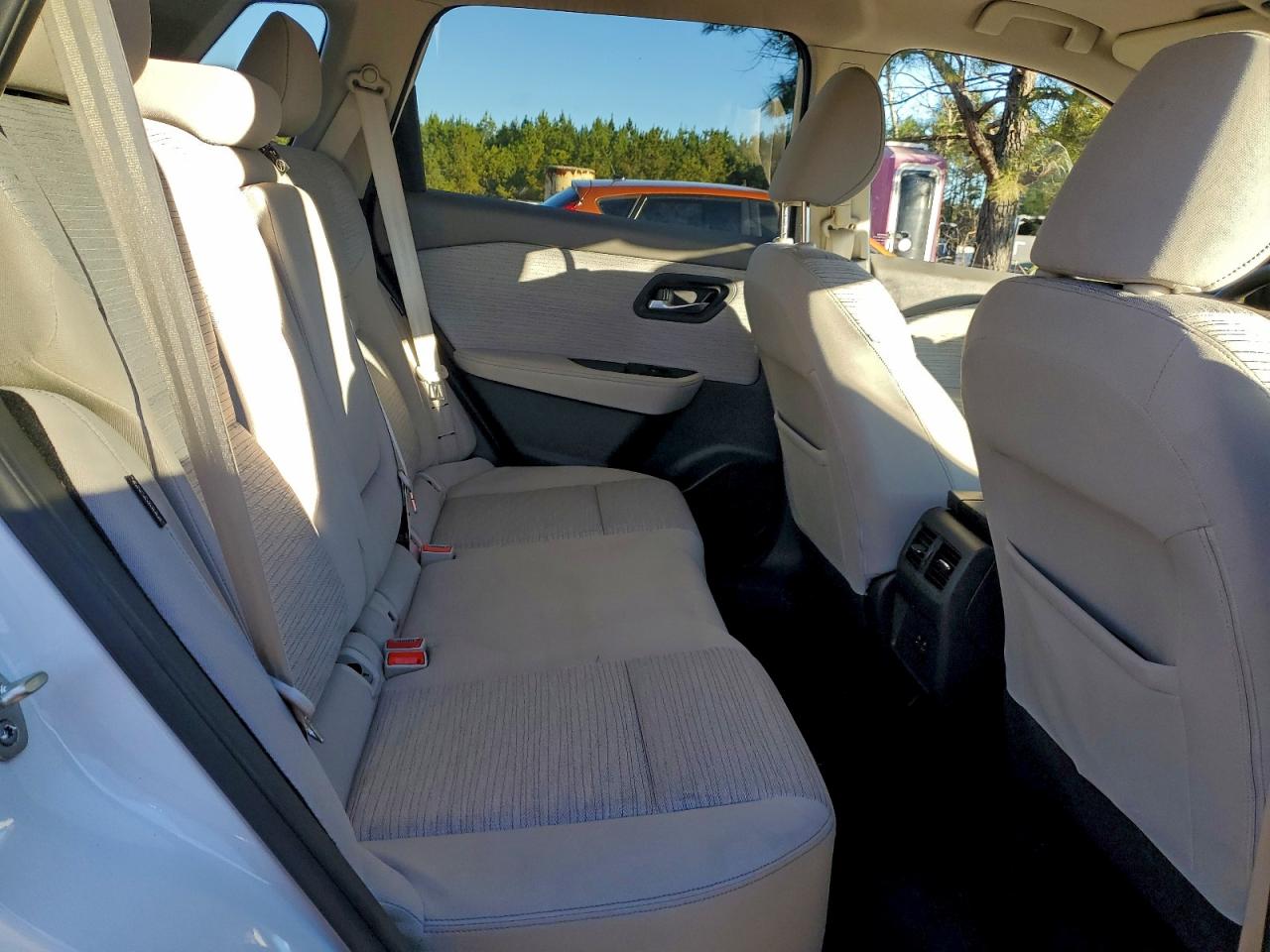 2021 NISSAN ROGUE SV photo 19