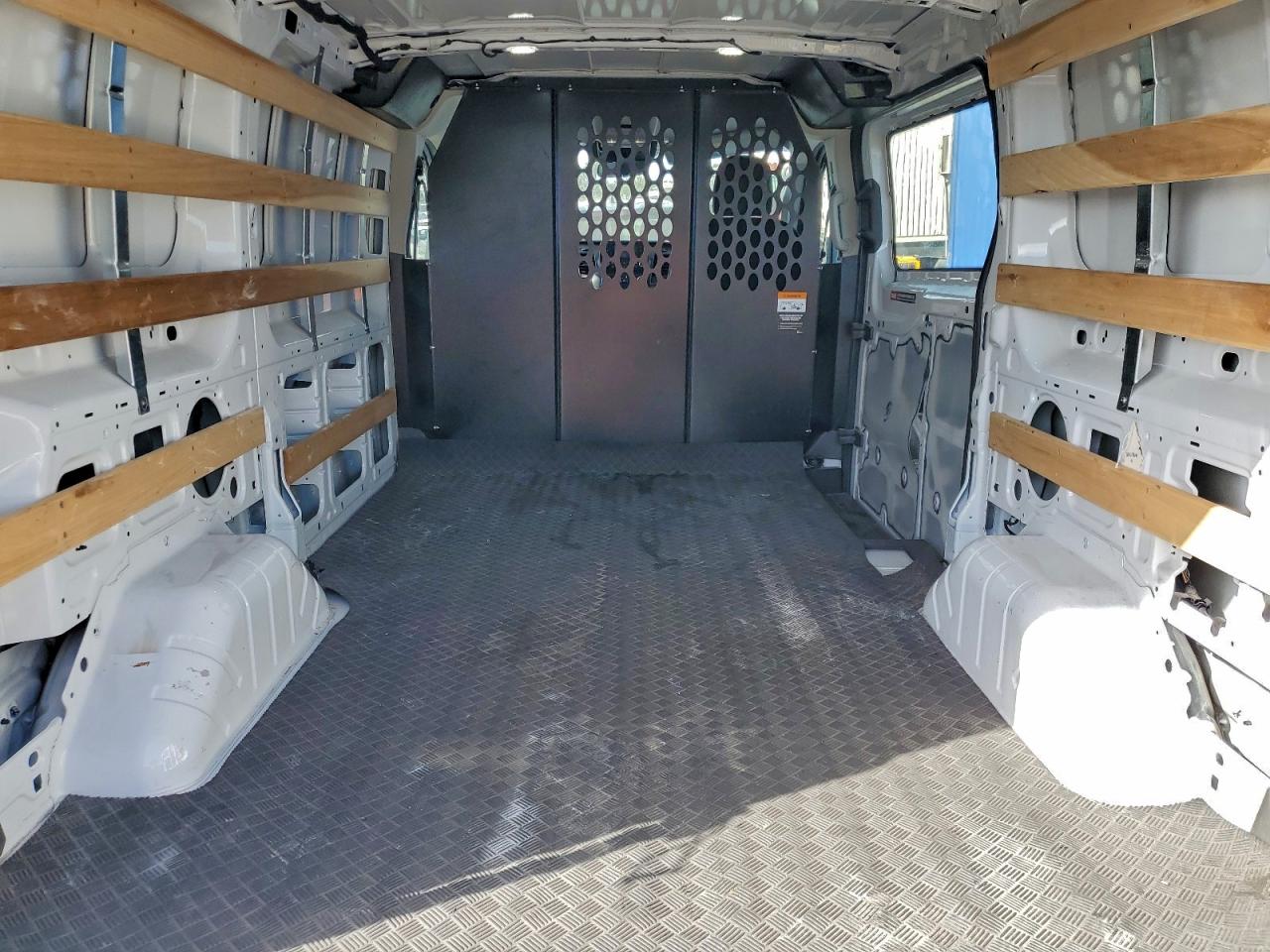2025 FORD TRANSIT T-250 photo 10