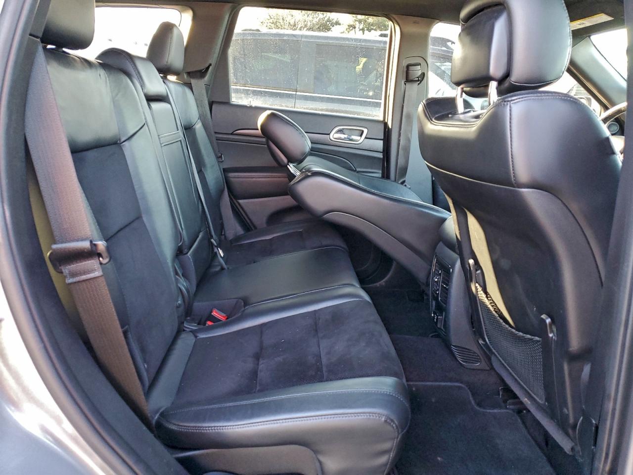 2015 JEEP GRAND CHEROKEE LAREDO photo 11
