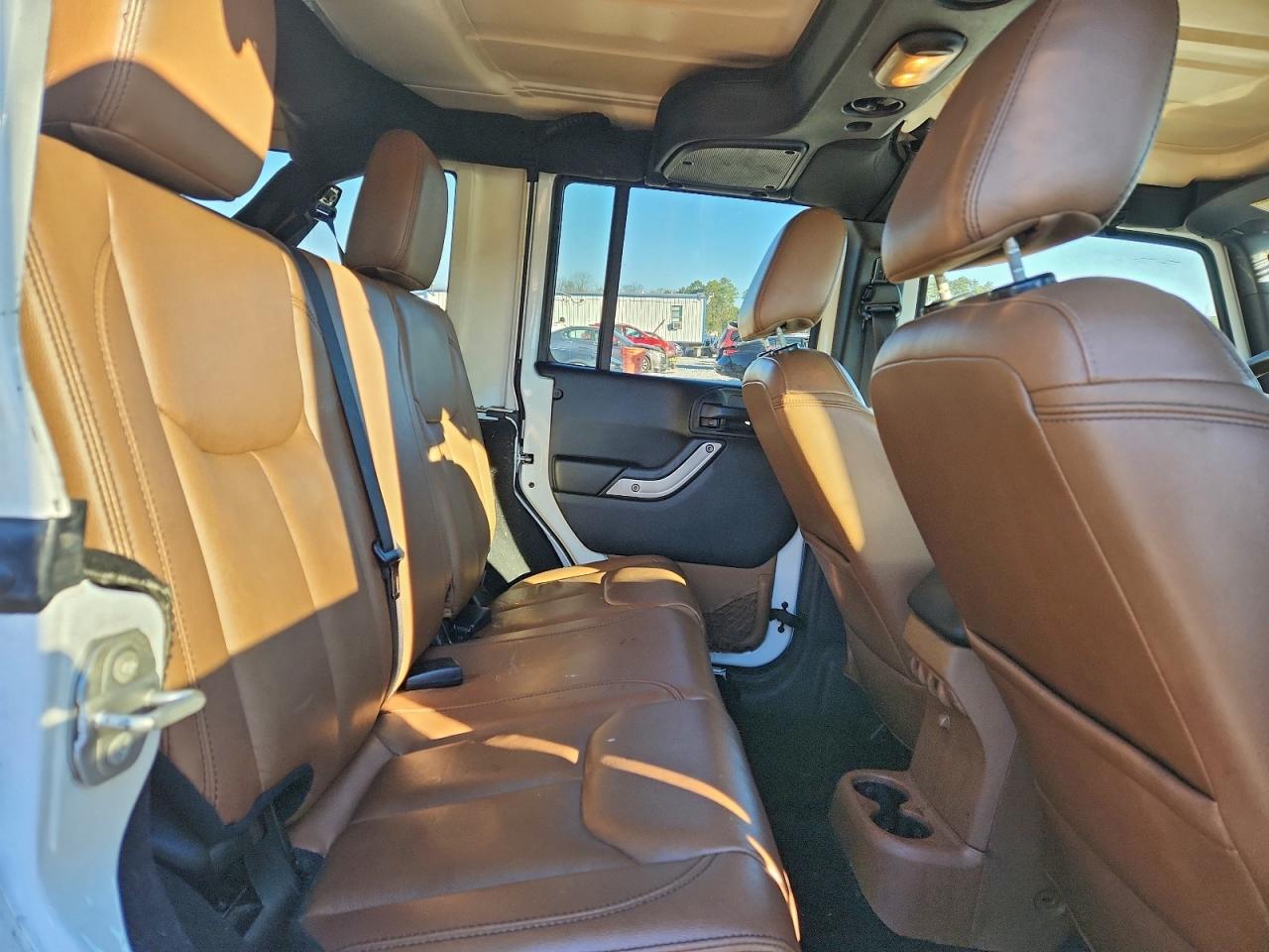 2016 JEEP WRANGLER UNLIMITED SAHARA photo 19