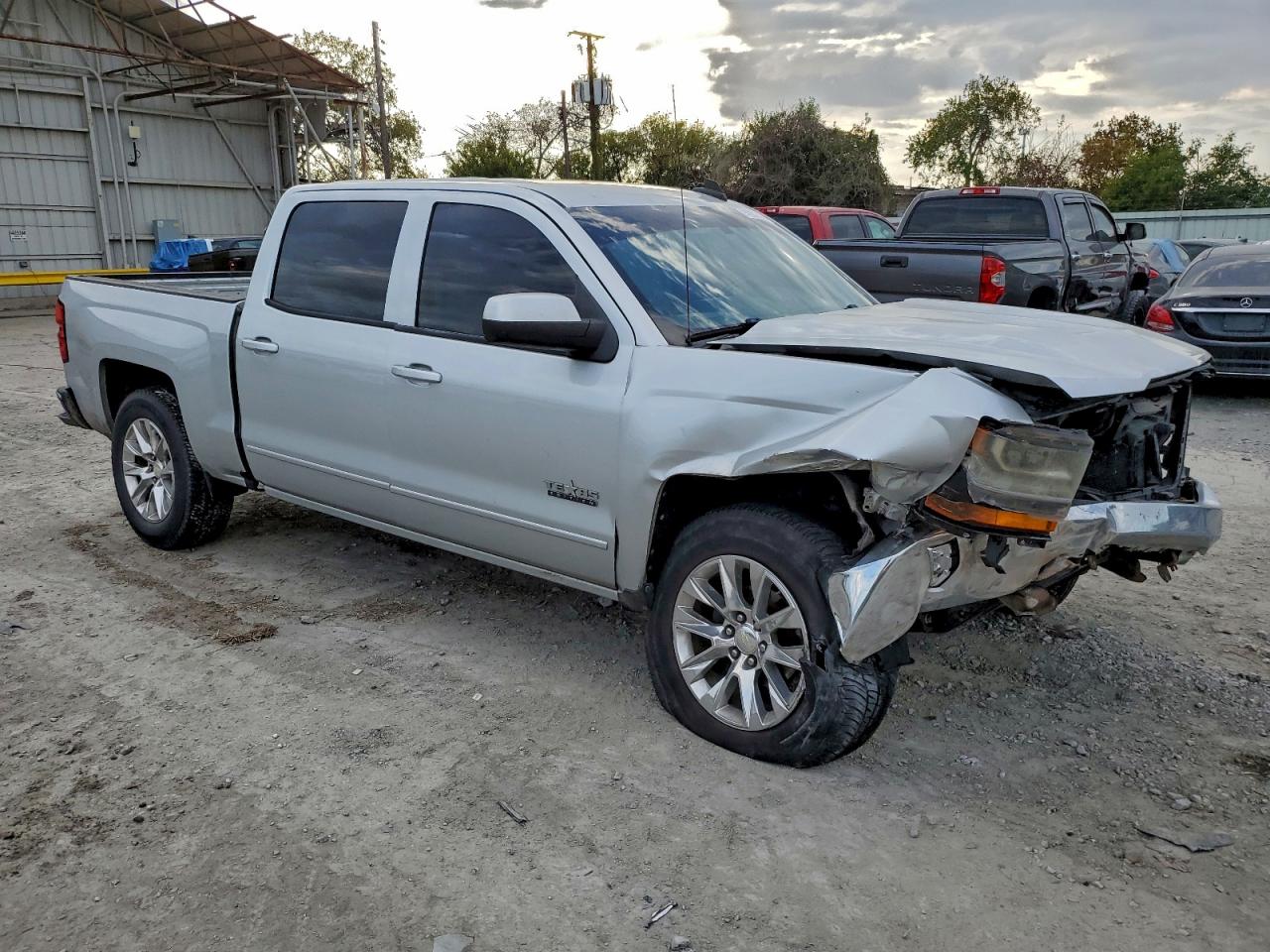 2016 CHEVROLET SILVERADO C1500 LT photo 7