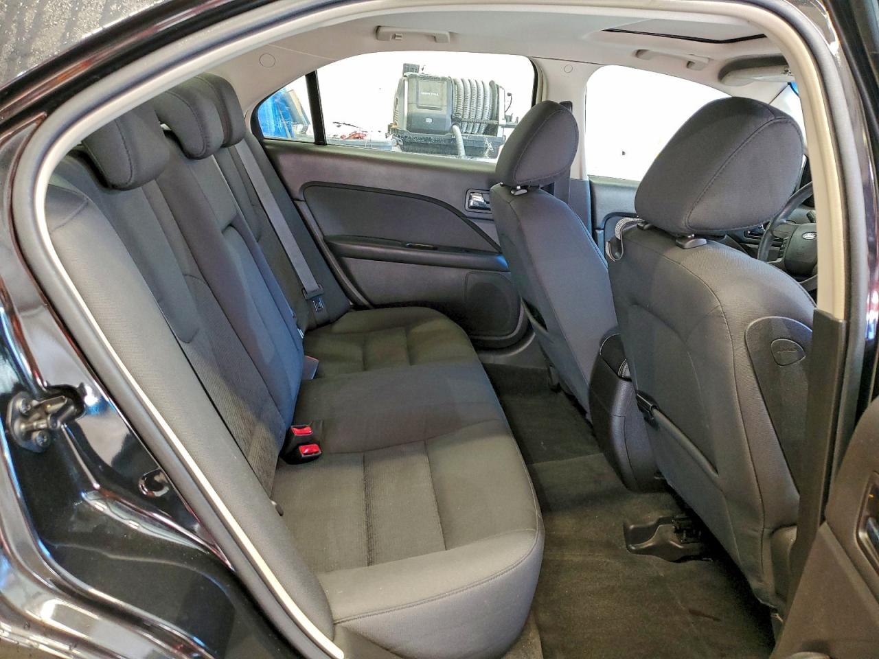 2010 FORD FUSION SE photo 19