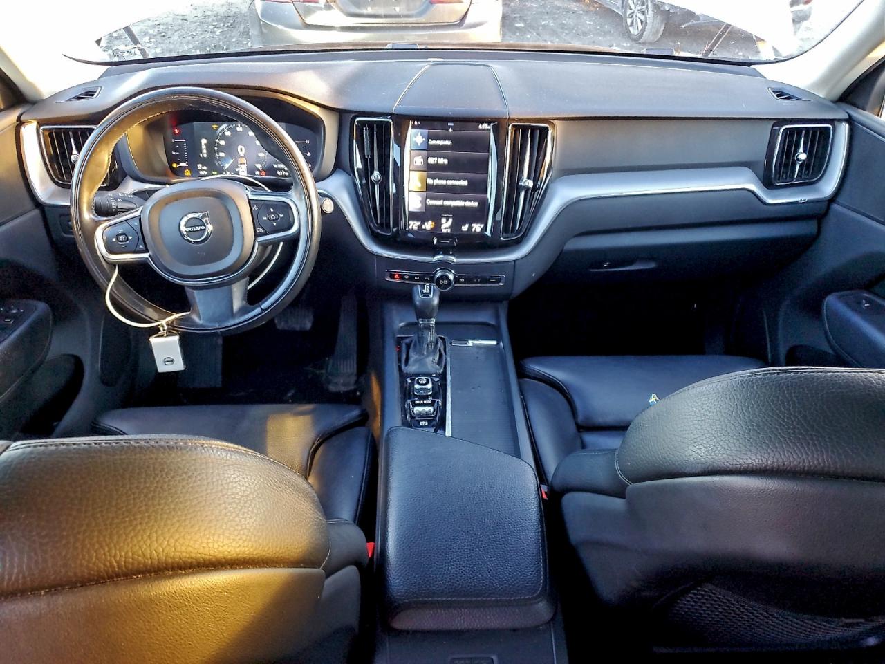 2019 VOLVO XC60 T5 photo 22