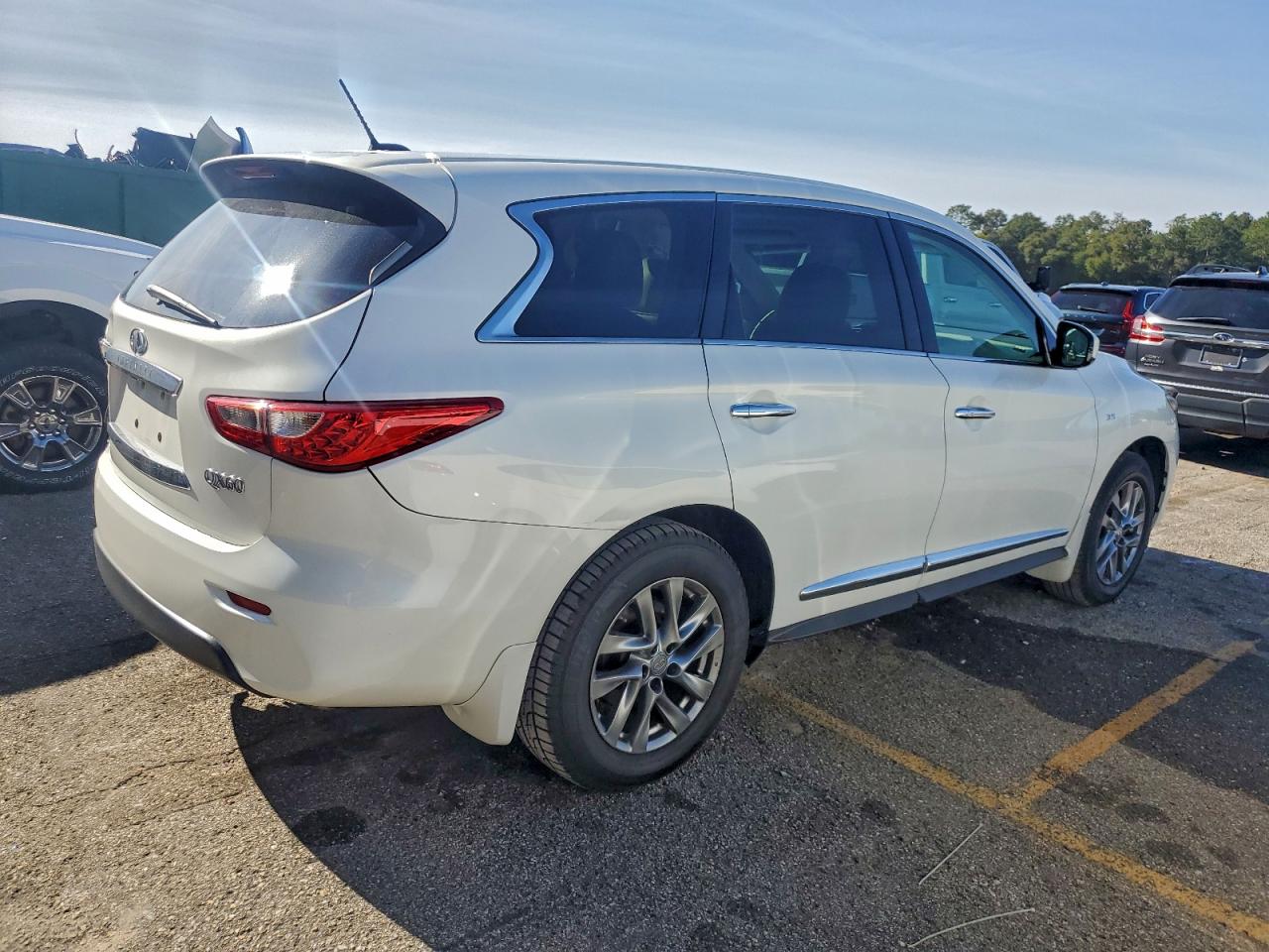 2014 INFINITI QX60 photo 3