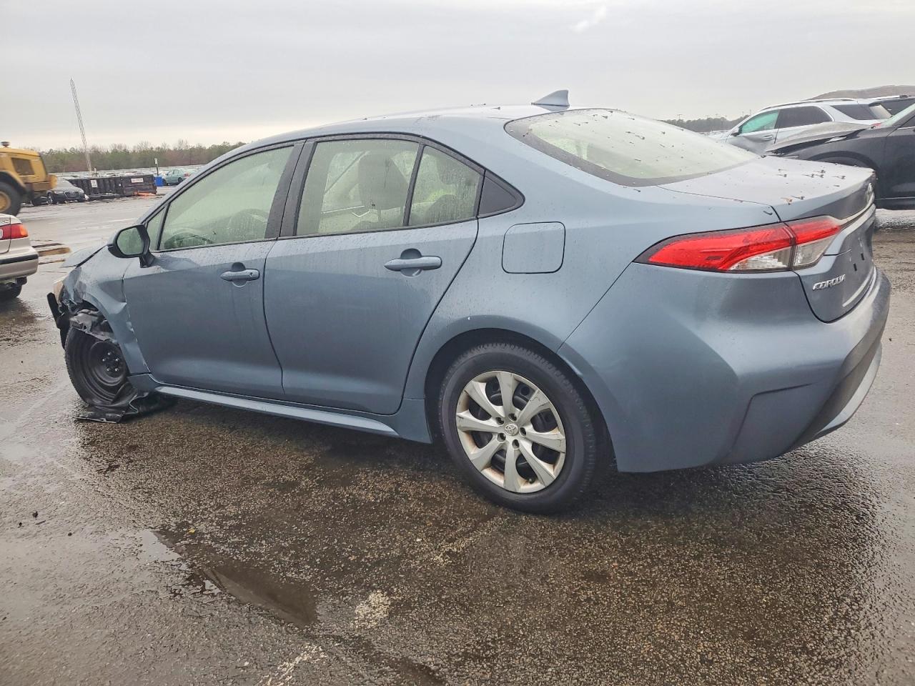 2020 TOYOTA COROLLA LE photo 3