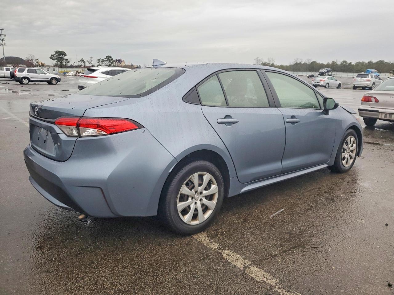 2020 TOYOTA COROLLA LE photo 5
