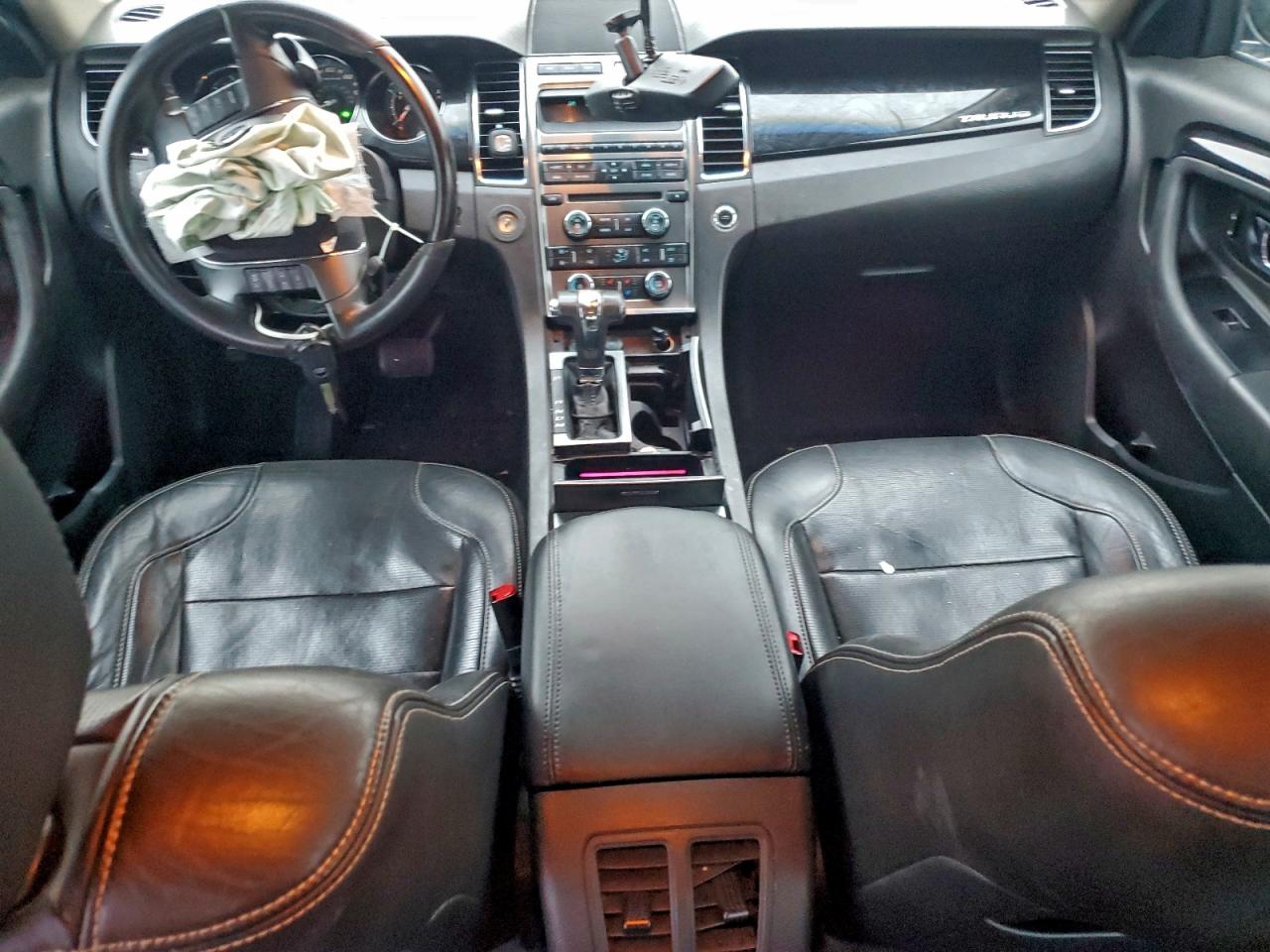 2010 FORD TAURUS LIMITED photo 8