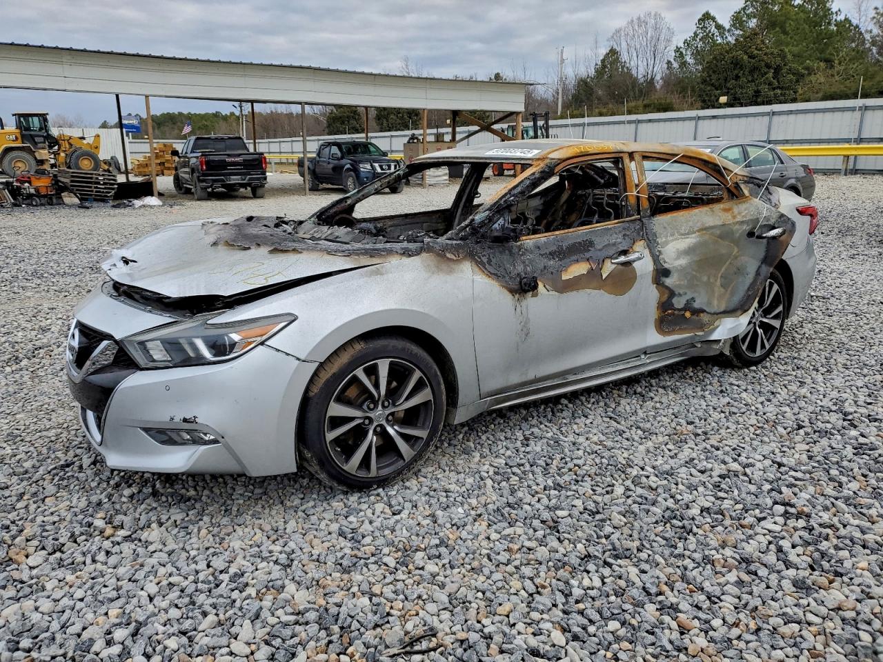 2017 NISSAN MAXIMA