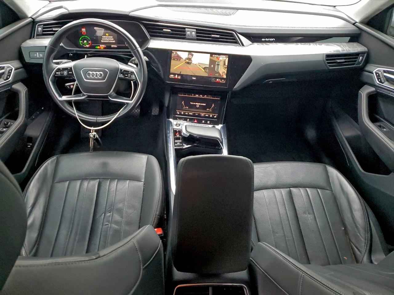 2021 AUDI E-TRON PREMIUM PLUS photo 8