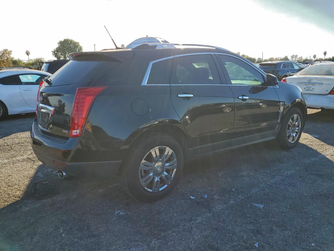 2012 CADILLAC SRX LUXURY COLLECTION photo 3
