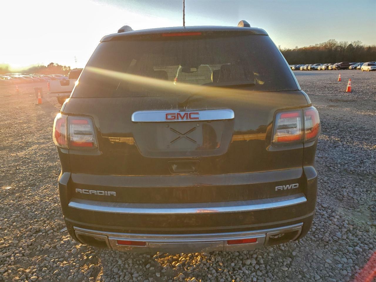 2015 GMC ACADIA DENALI photo 6
