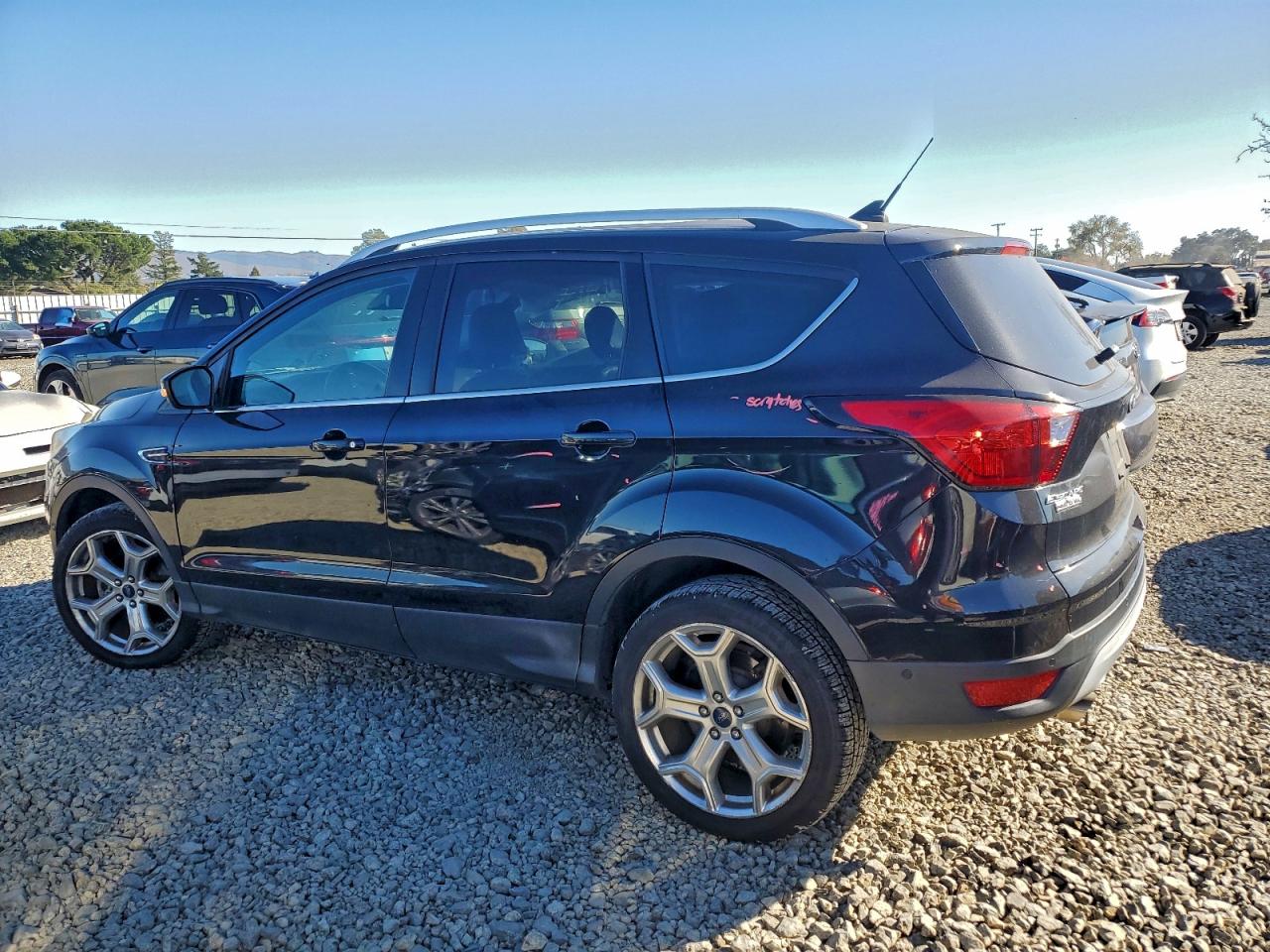 2019 FORD ESCAPE TITANIUM photo 3