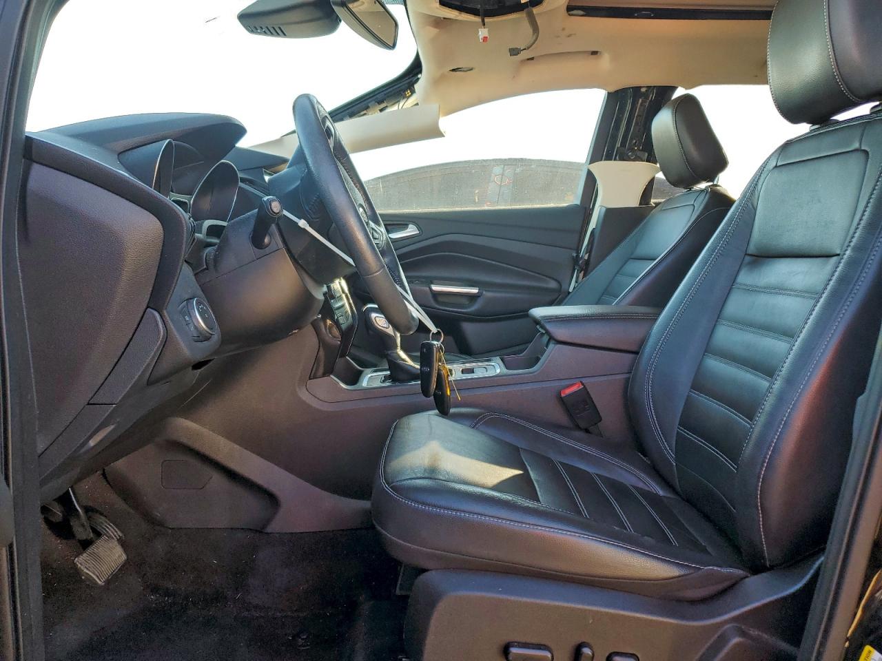 2019 FORD ESCAPE TITANIUM photo 13