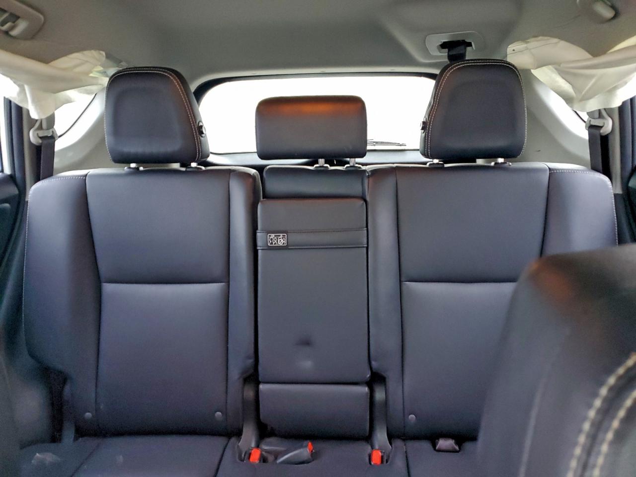 2016 TOYOTA RAV4 HV LIMITED photo 19