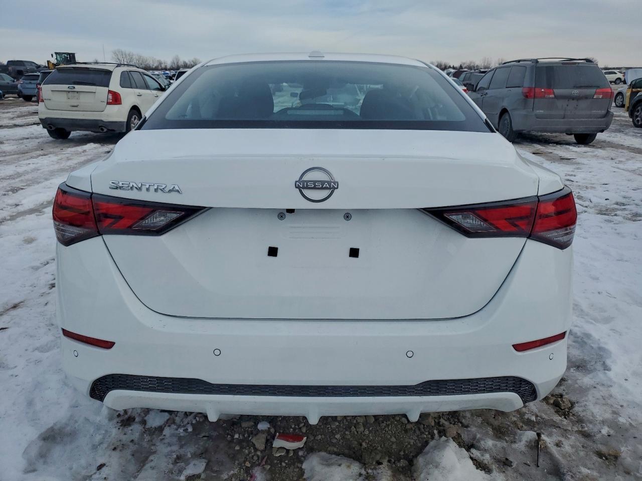2025 NISSAN SENTRA SV photo 6