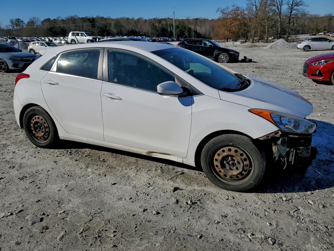 2017 HYUNDAI ELANTRA GT photo 4