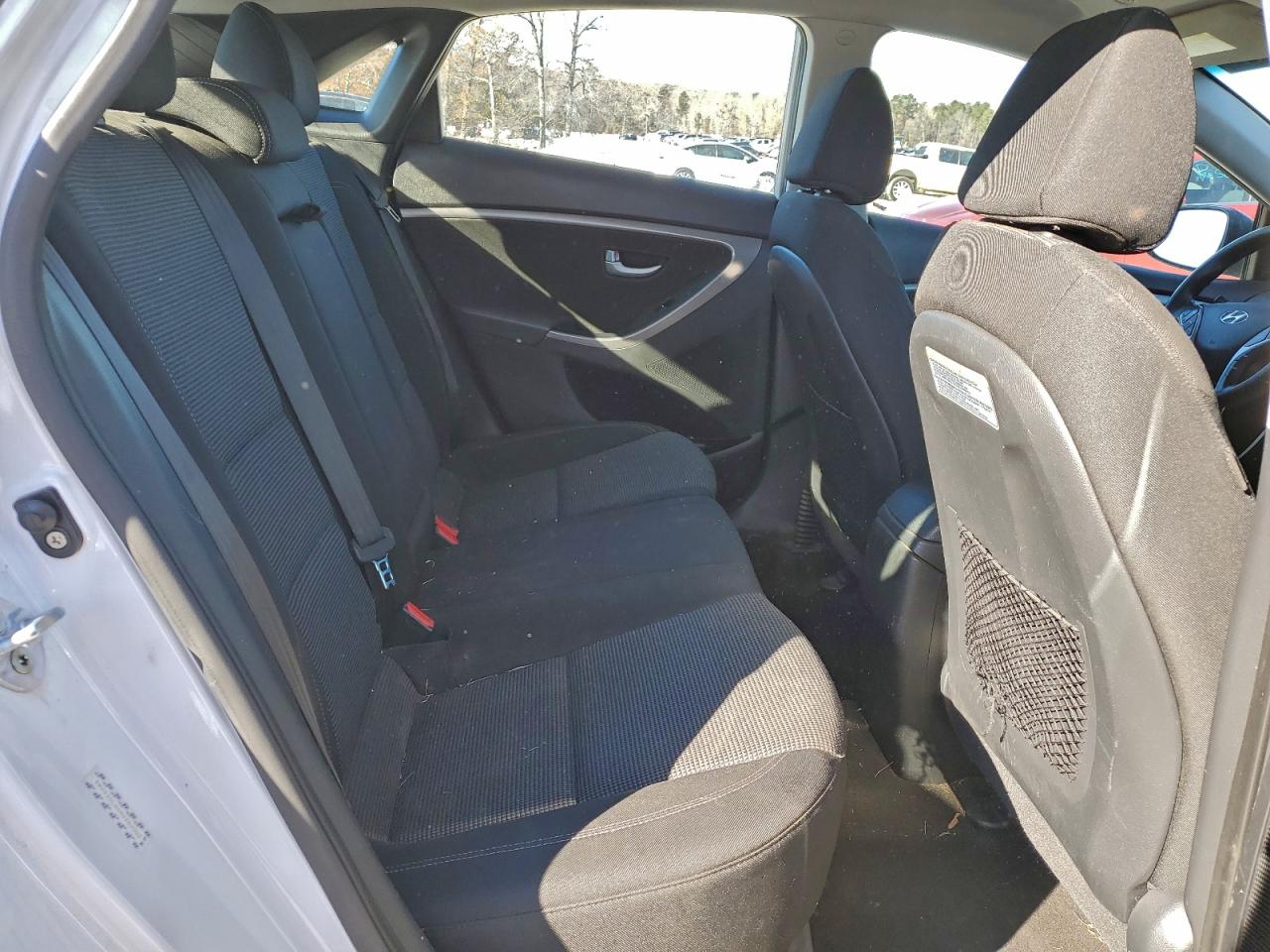 2017 HYUNDAI ELANTRA GT photo 10