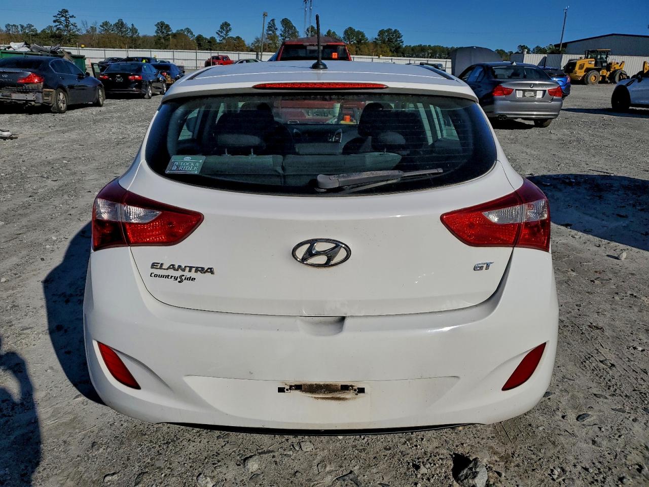2017 HYUNDAI ELANTRA GT photo 6
