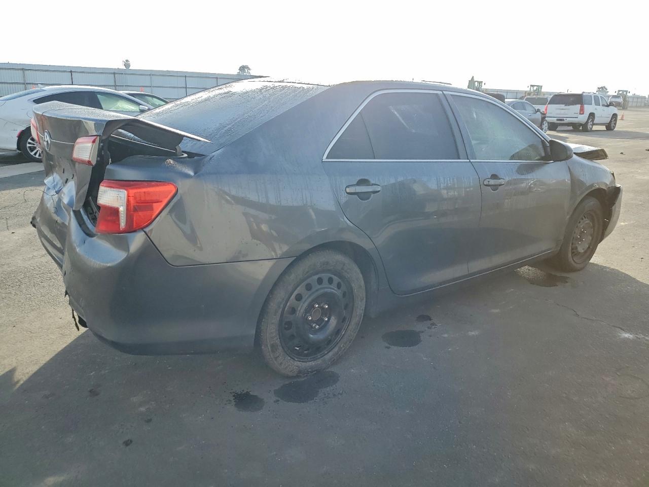 2012 TOYOTA CAMRY BASE photo 3