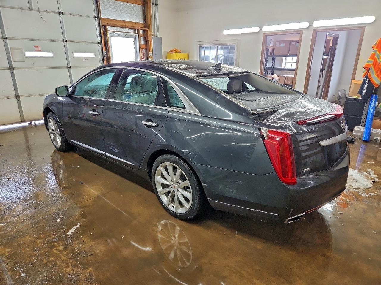 2013 CADILLAC XTS LUXURY COLLECTION photo 3