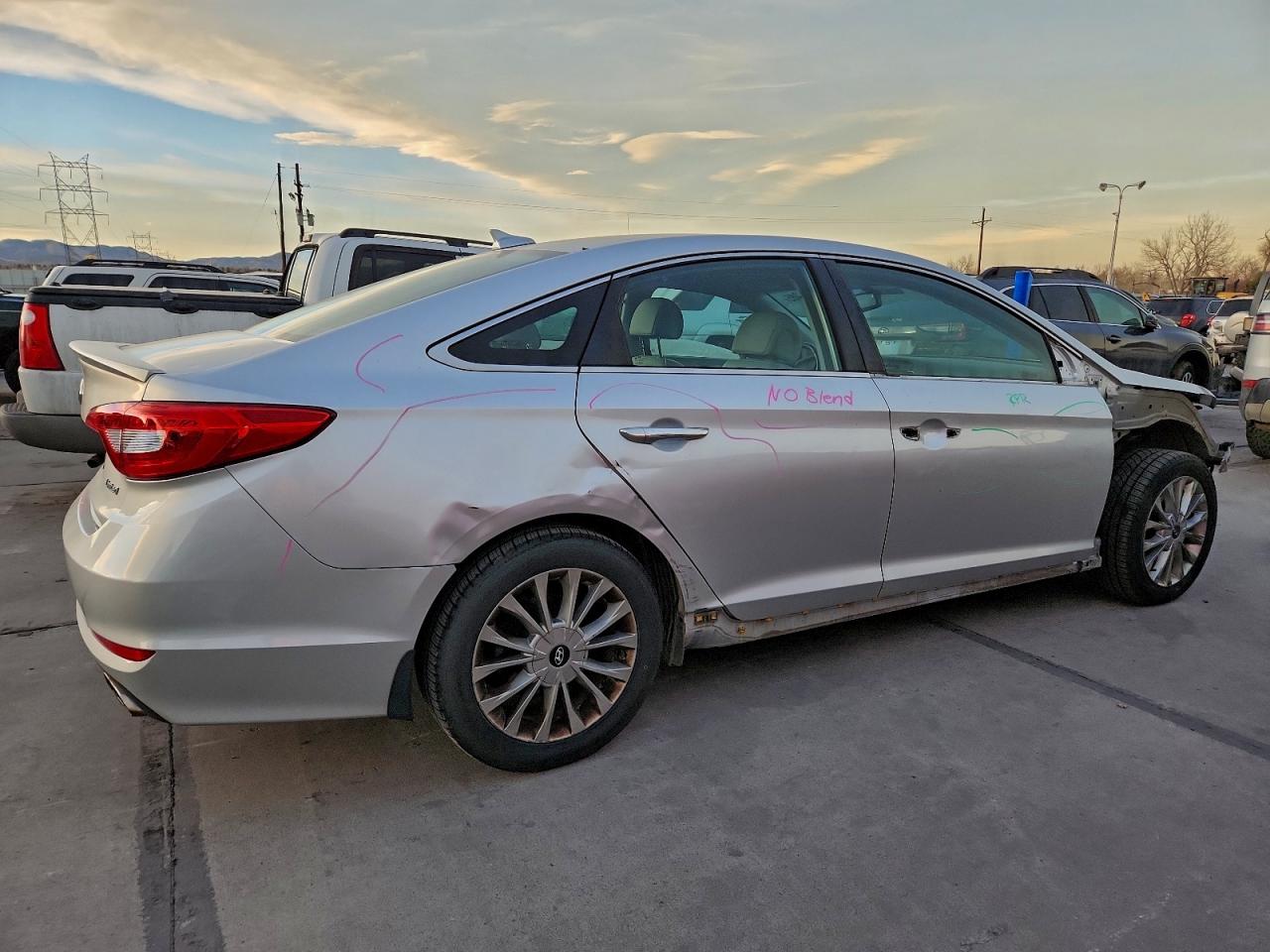 2015 HYUNDAI SONATA SPORT photo 3