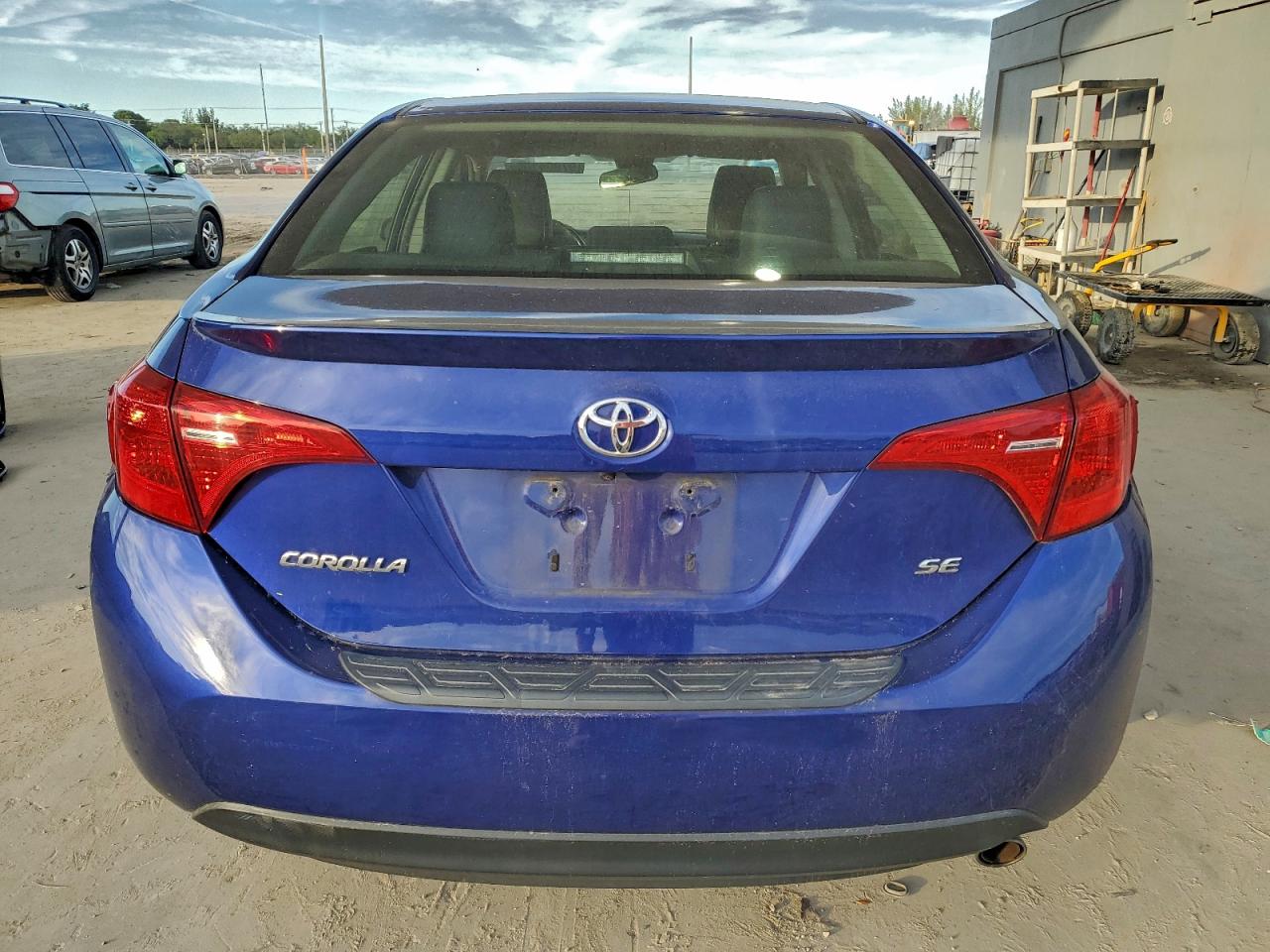 2019 TOYOTA COROLLA SE photo 6