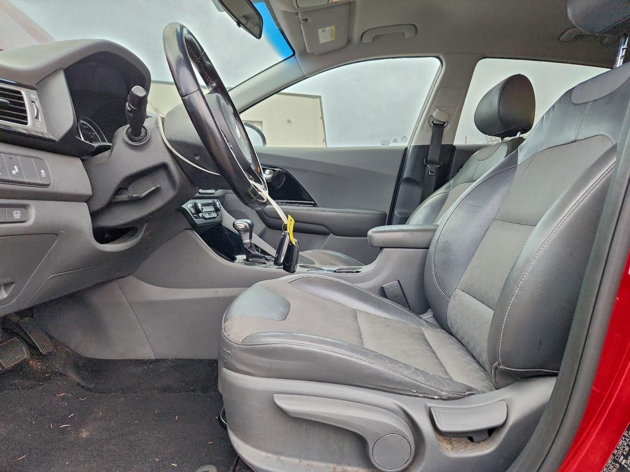 2017 KIA NIRO EX photo 13
