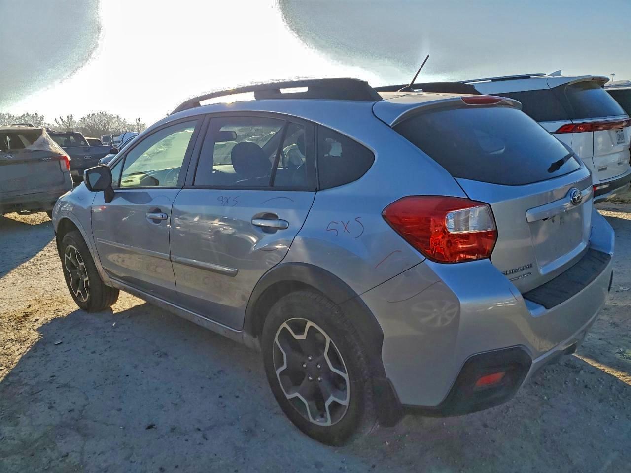 2014 SUBARU XV CROSSTREK 2.0 LIMITED photo 3