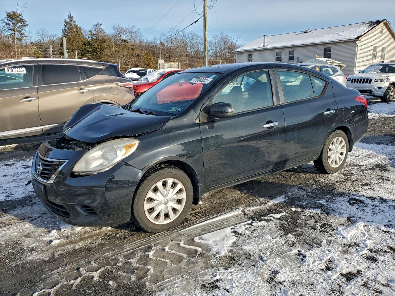 2012 NISSAN VERSA