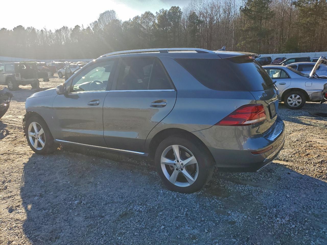 2017 MERCEDES-BENZ GLE 350 photo 2