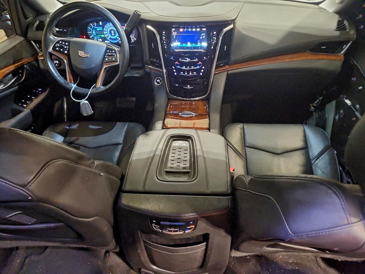 2016 CADILLAC ESCALADE ESV PREMIUM photo 8