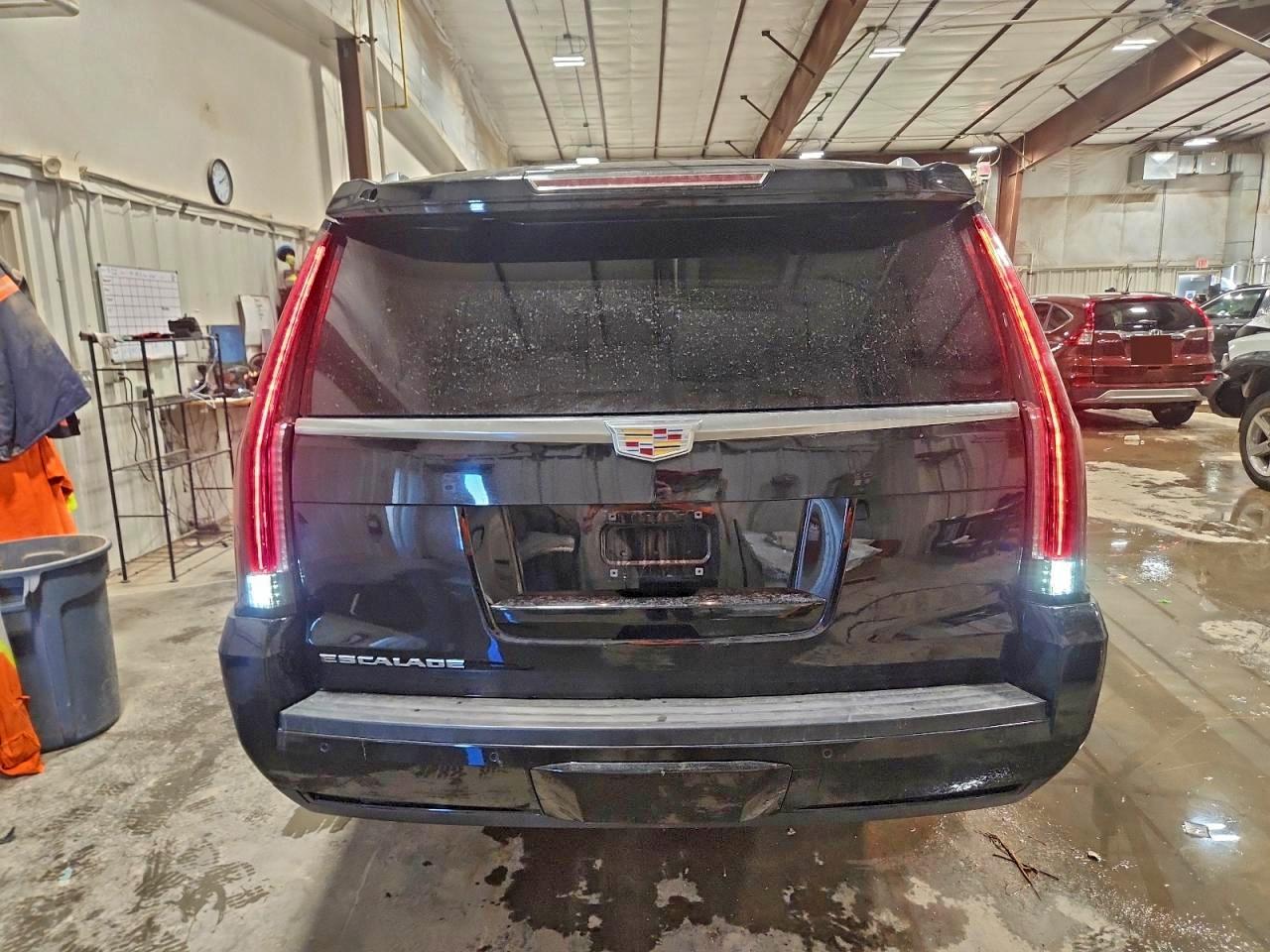 2016 CADILLAC ESCALADE ESV PREMIUM photo 6