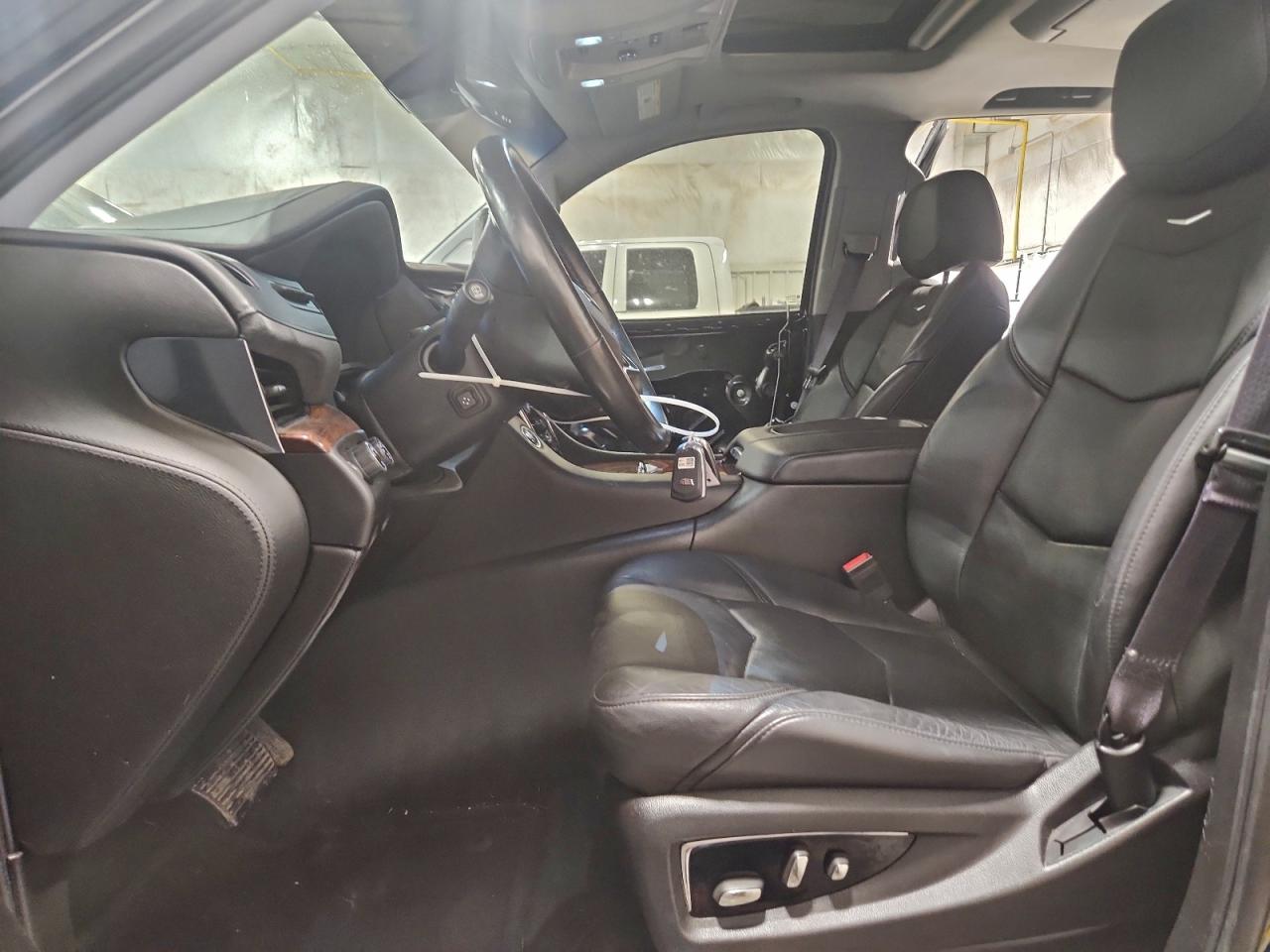 2016 CADILLAC ESCALADE ESV PREMIUM photo 7