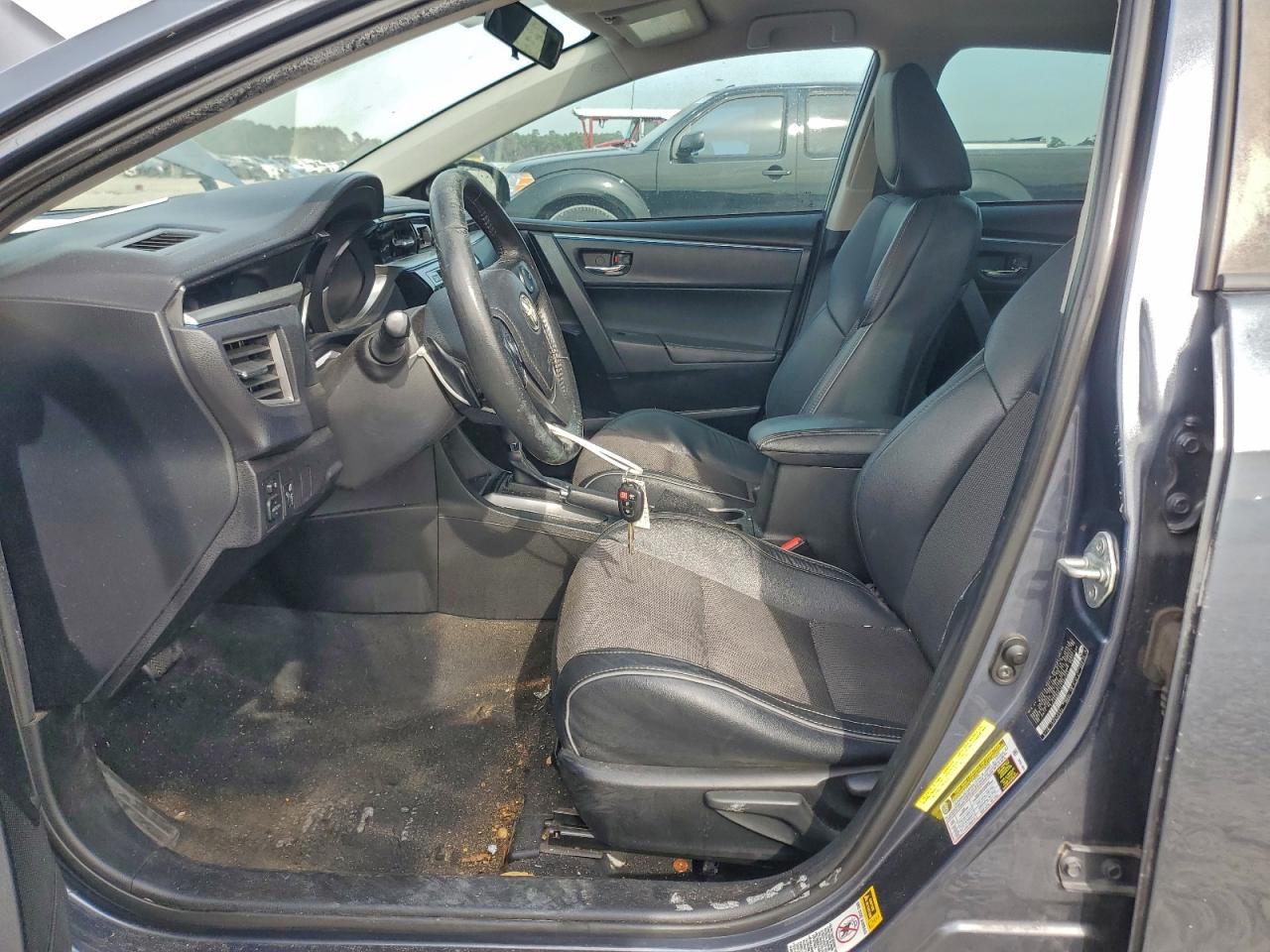 2014 TOYOTA COROLLA L photo 7