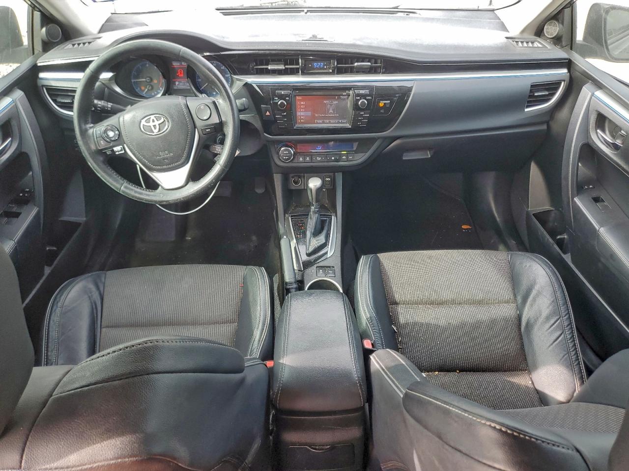 2014 TOYOTA COROLLA L photo 8