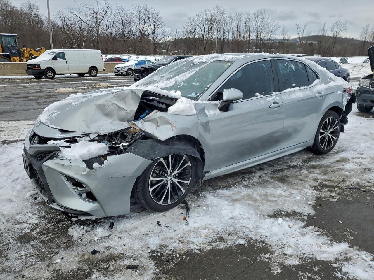 2019 TOYOTA CAMRY