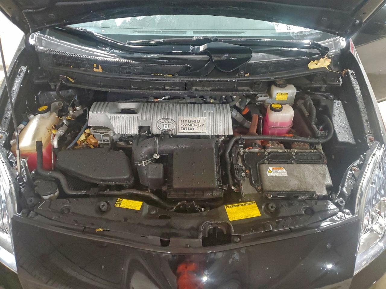 2010 TOYOTA PRIUS photo 11