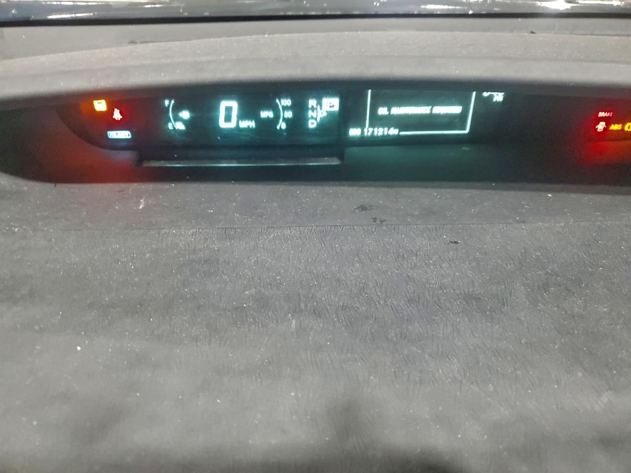2010 TOYOTA PRIUS photo 9