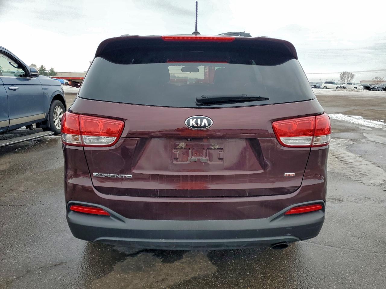 2016 KIA SORENTO LX photo 6