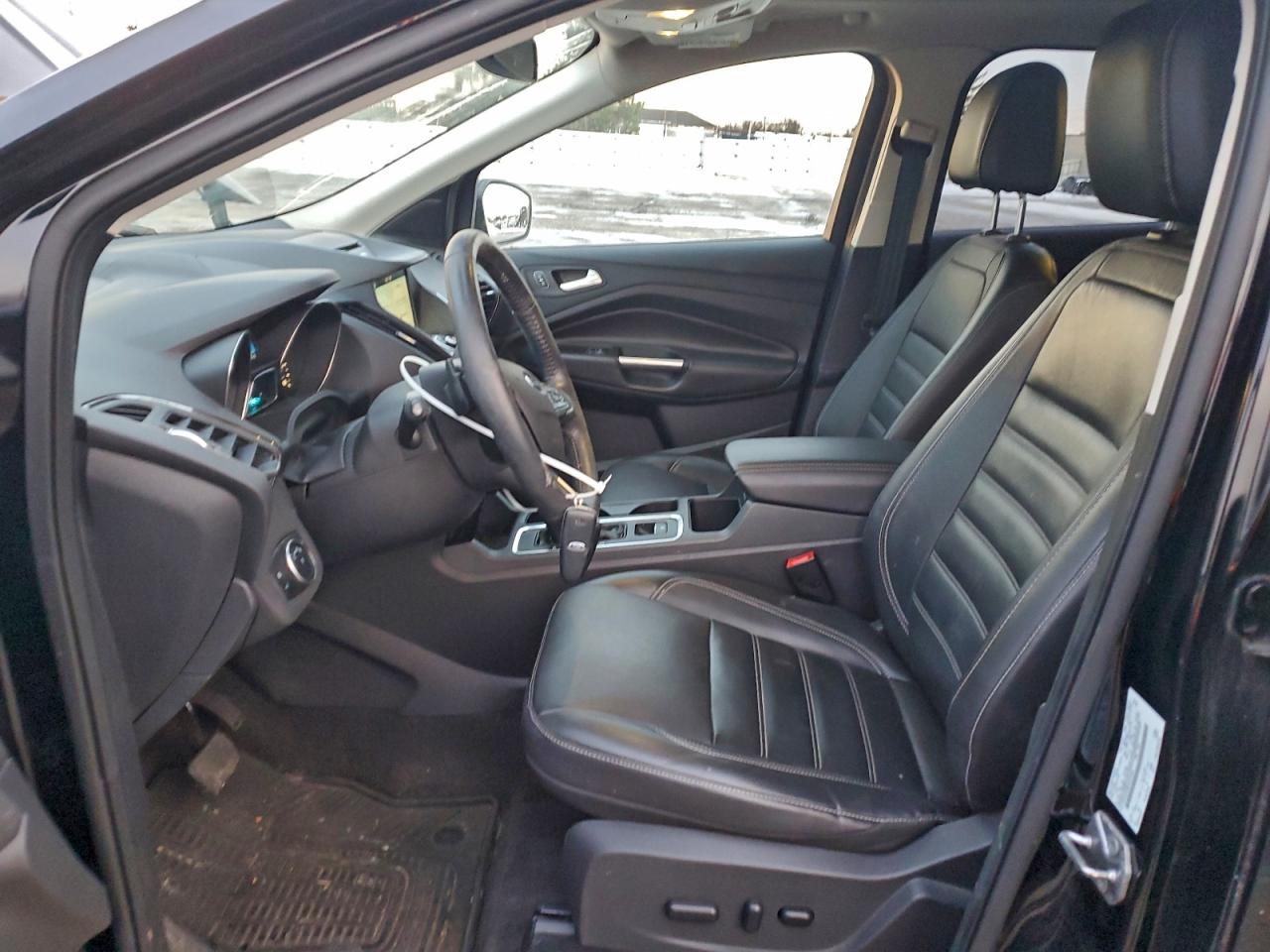 2017 FORD ESCAPE TITANIUM photo 7