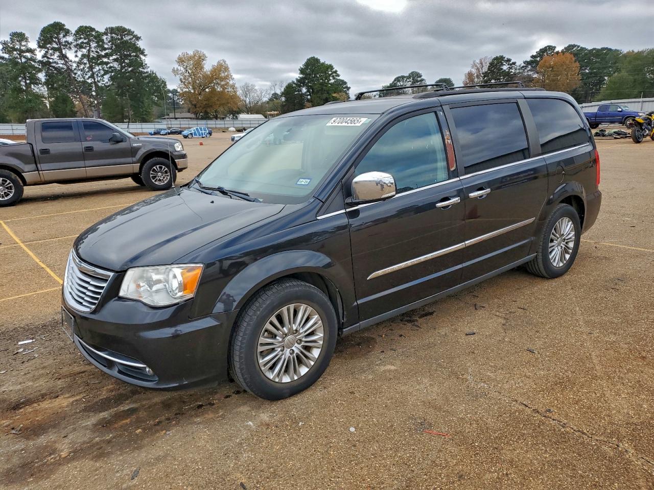 2015 CHRYSLER TOWN & COUNTRY
