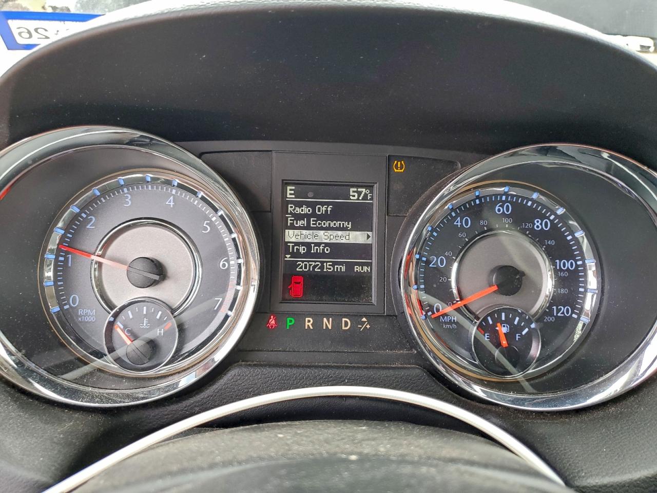 2015 CHRYSLER TOWN & COUNTRY TOURING L photo 9