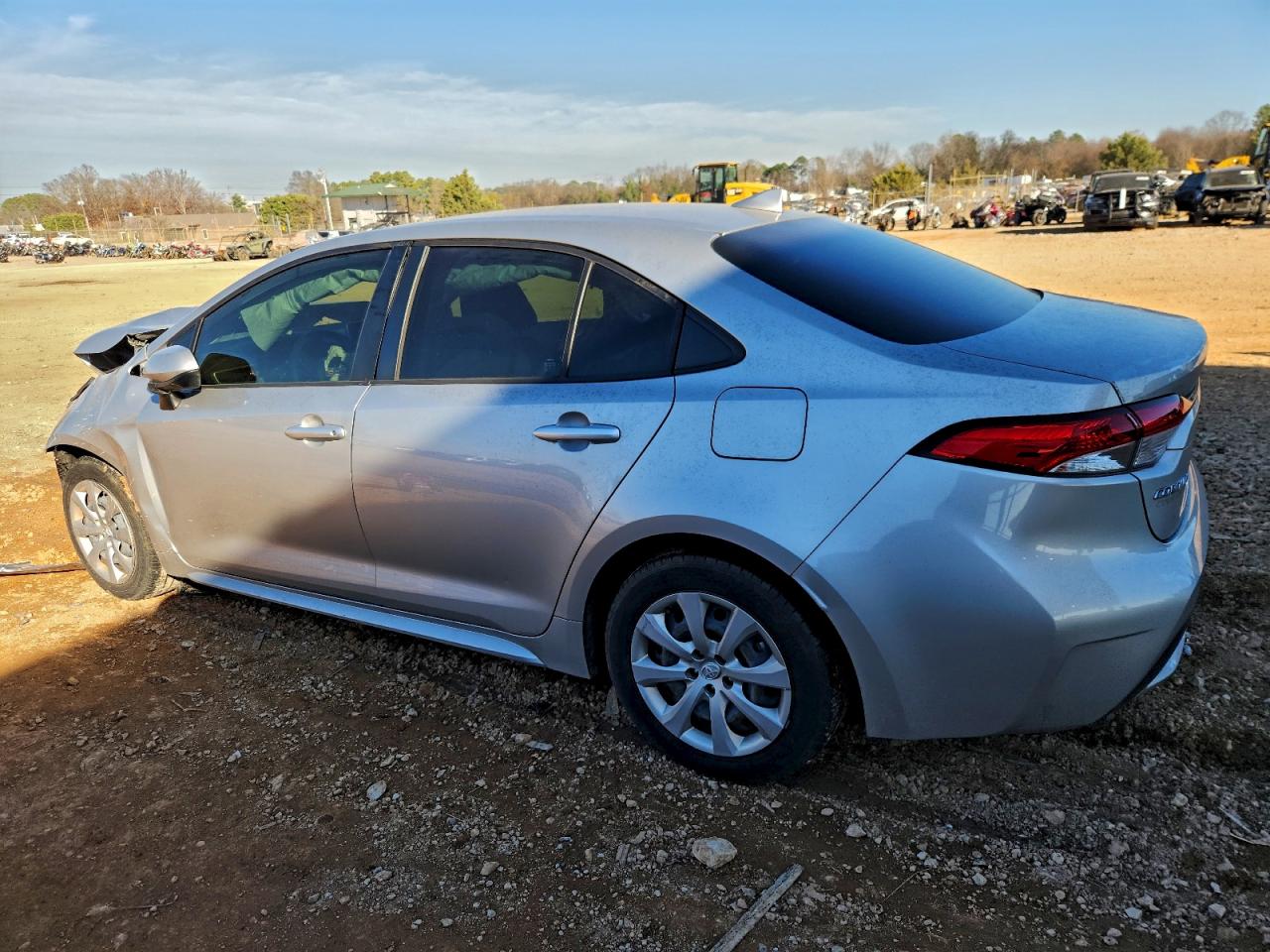 2020 TOYOTA COROLLA LE photo 2