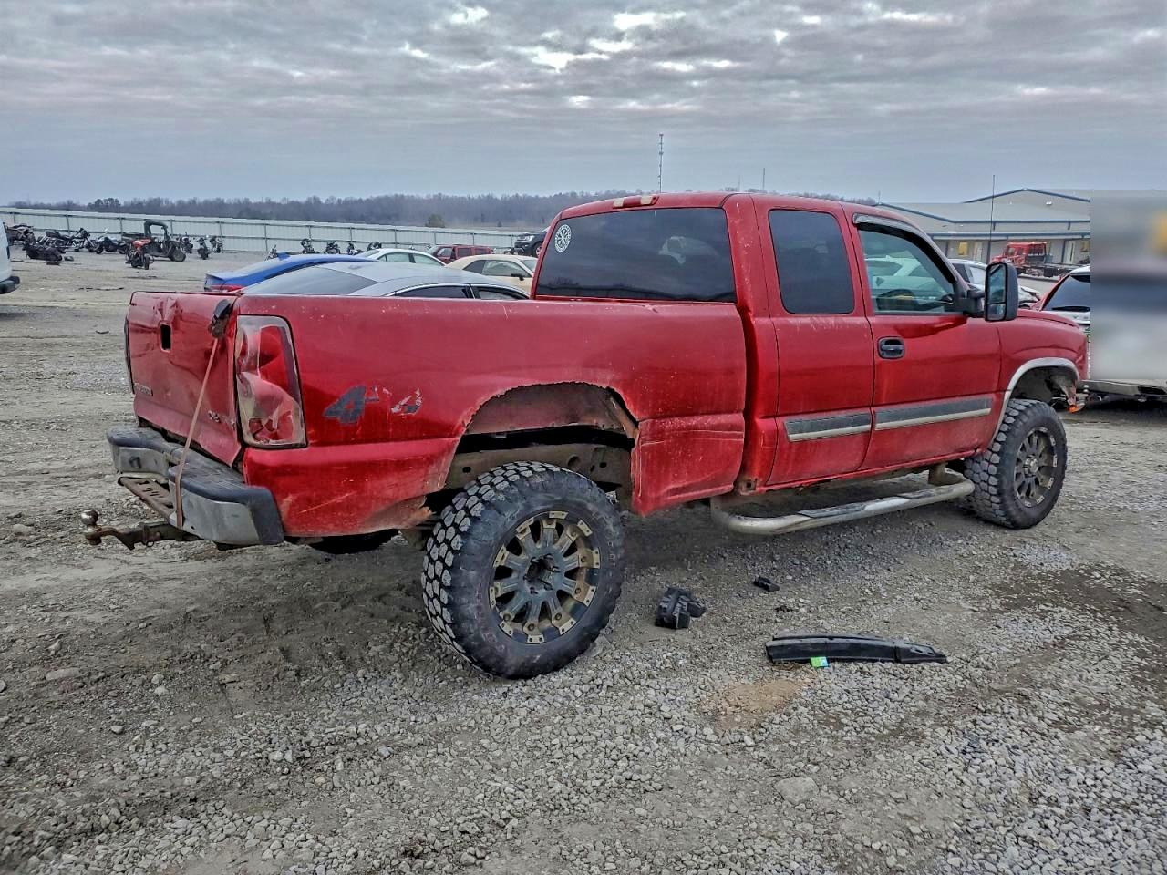 2003 CHEVROLET SILVERADO K1500 photo 3