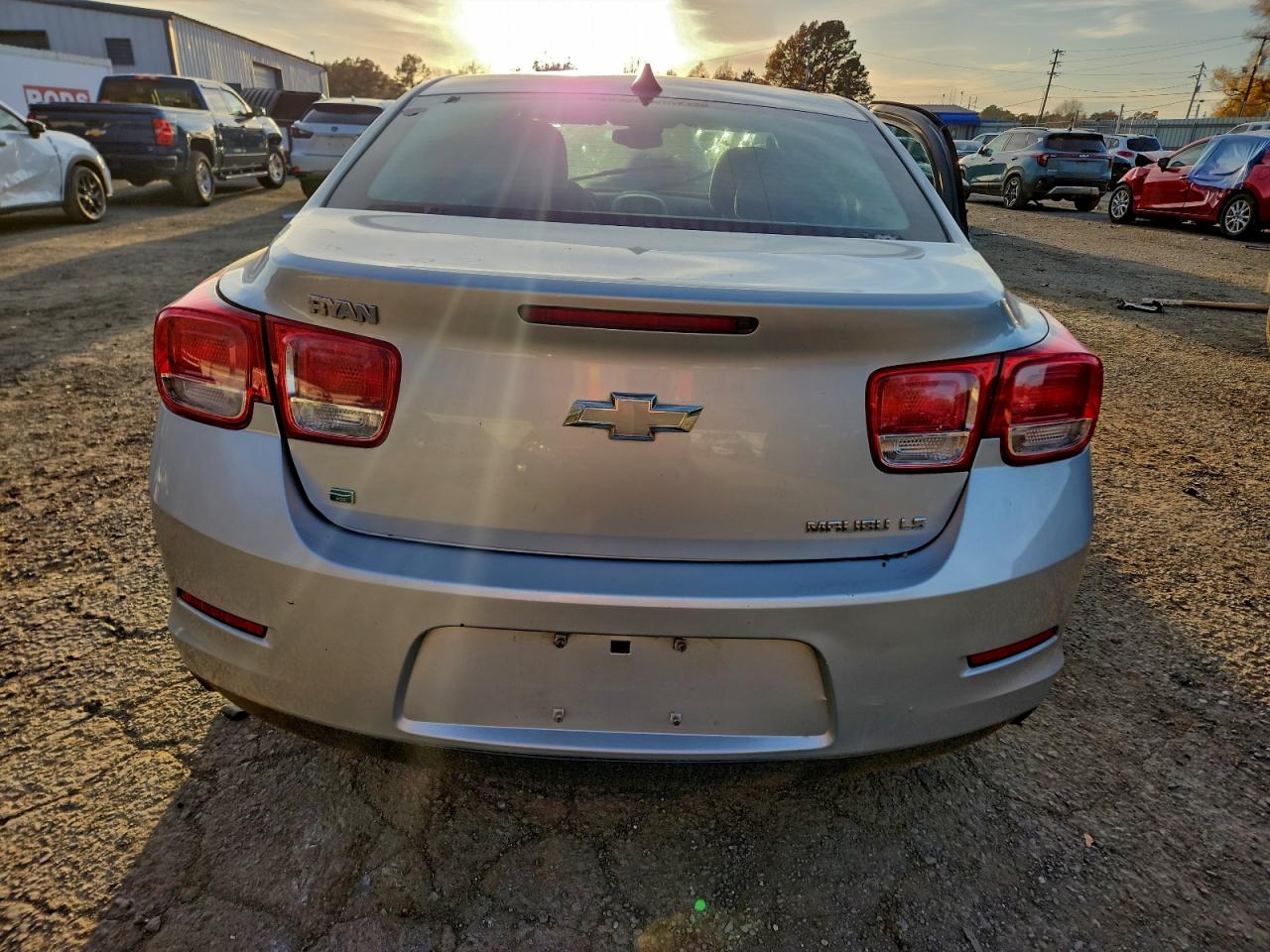 2014 CHEVROLET MALIBU LS photo 11