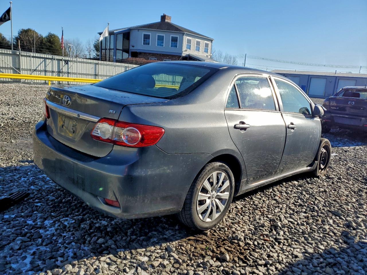 2012 TOYOTA COROLLA BASE photo 3