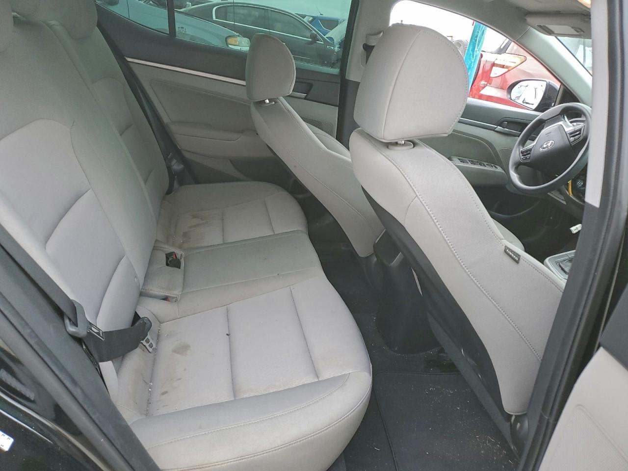 2018 HYUNDAI ELANTRA SEL photo 10